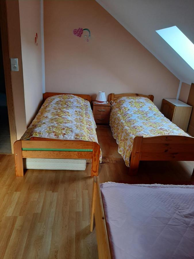 Der Kleine Bauernhof Keine Arbeiter Zadnych Pracownikow Apartment Lubiatow  Exterior photo